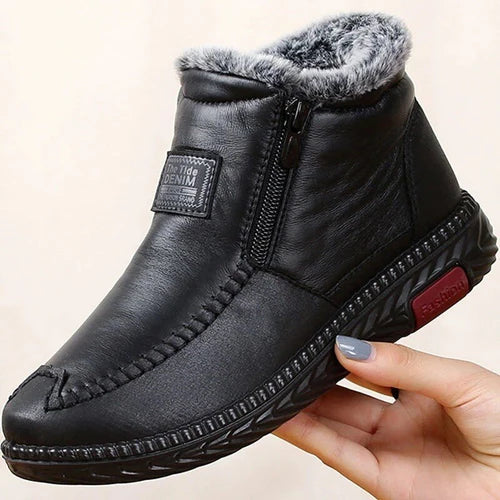 Genuine leather boots: comfort and safety at every step
