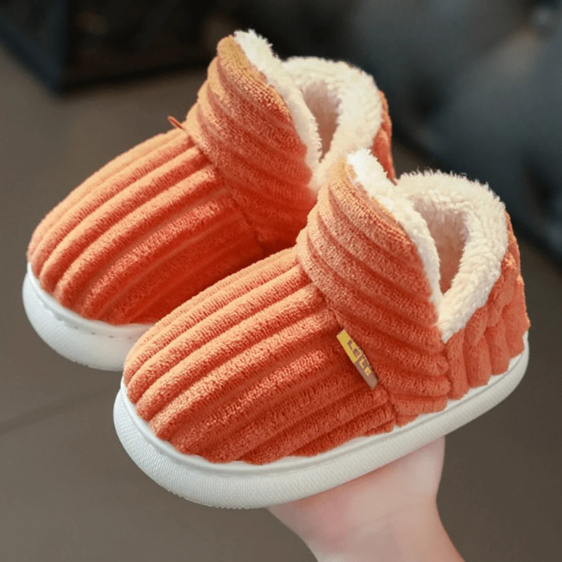 Ultra-comfortable slippers - guaranteed warmth and comfort