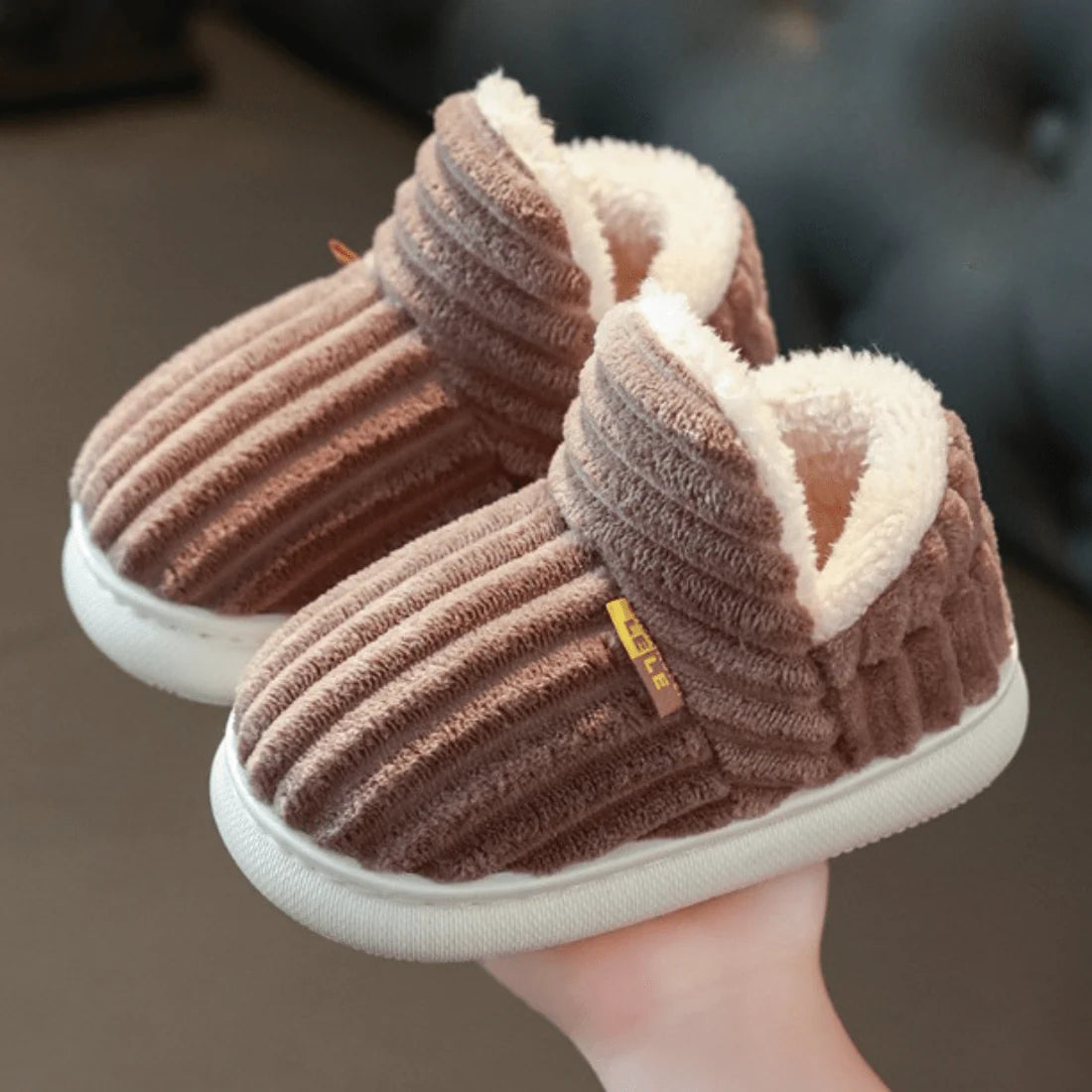 Ultra-comfortable slippers - guaranteed warmth and comfort