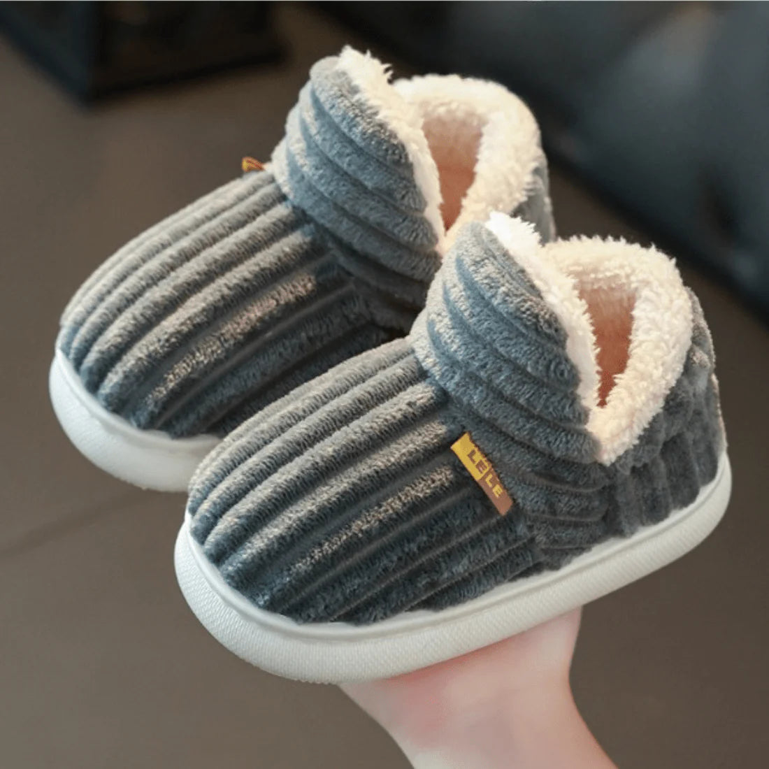 Ultra-comfortable slippers - guaranteed warmth and comfort